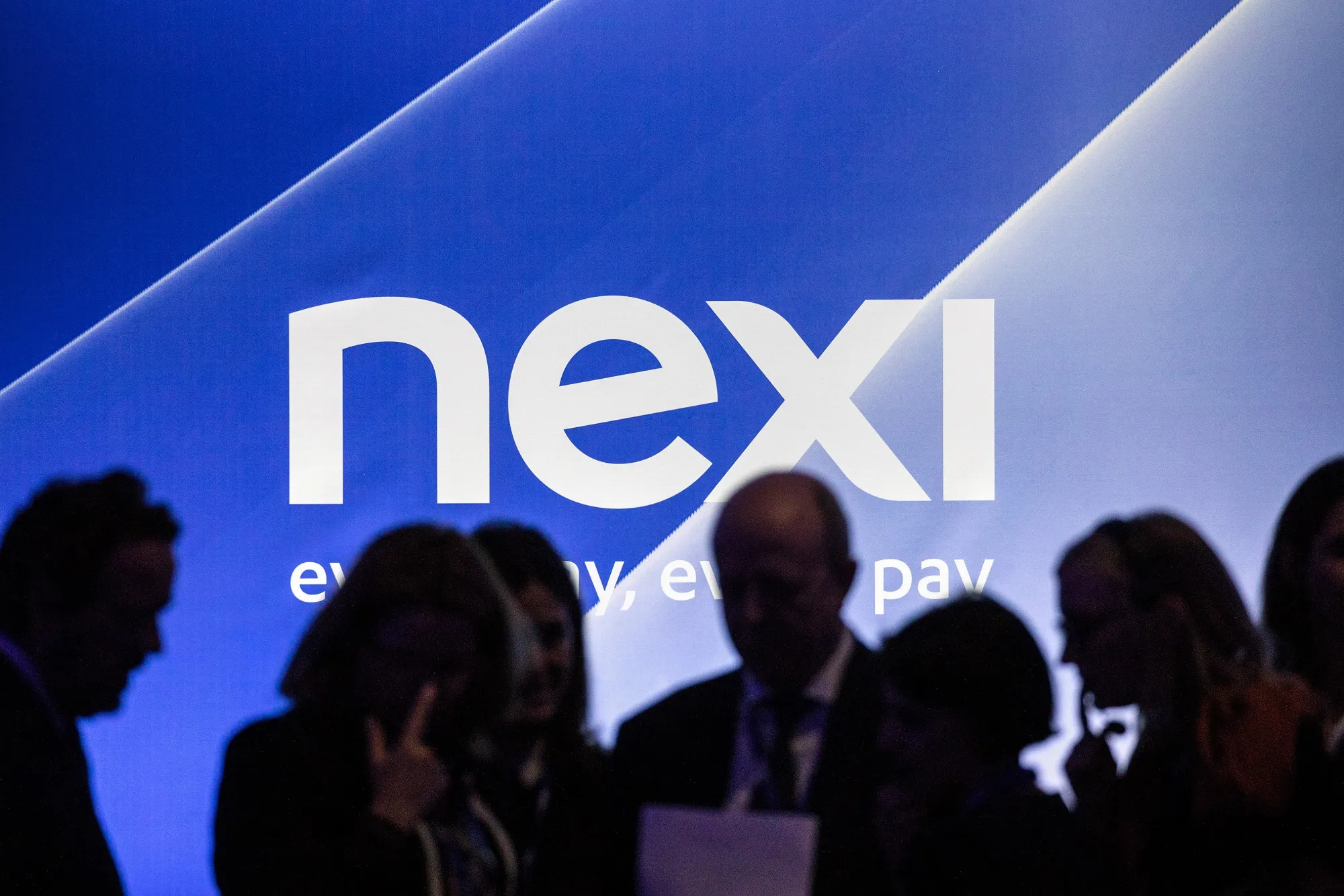 TPG ofron 1 miliard euro për njësinë e bankave dixhitale të Nexi në Itali