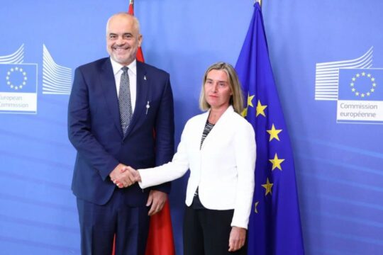 Federica Mogherini nën hetim për abuzim me fondet e BE-së