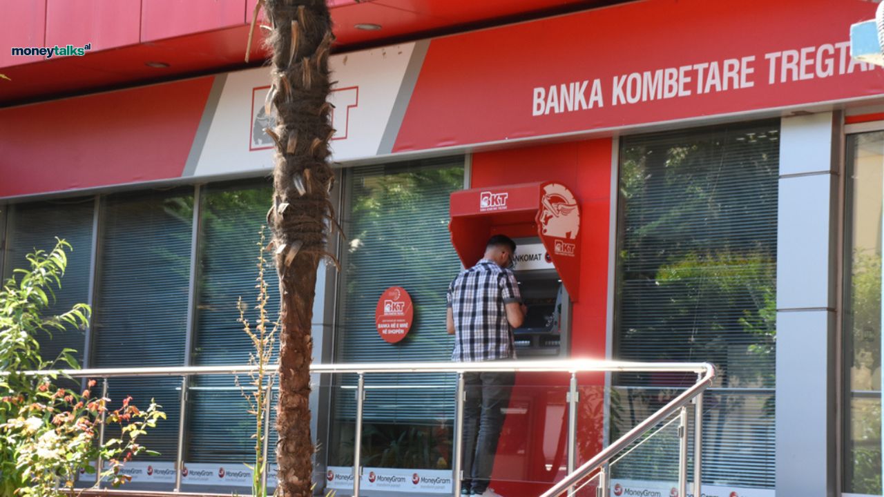 Kartat e klientëve të BKT-së klonohen: Transaksione misterioze jashtë vendit