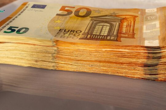 Paga minimale në Kosovë rritet në 500 euro