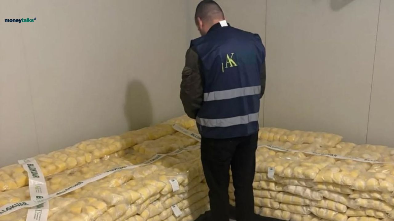 AKU bllokon mbi 4 ton produkte qumështi në Fier