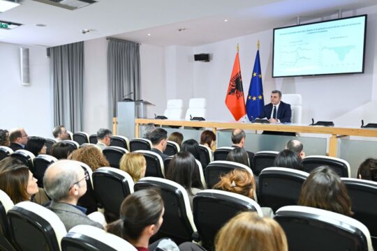 Fitimet e sektorit bankar në Shqipëri mbeten të qëndrueshme, rreth 89 M euro fitim neto  janar-mars 2026